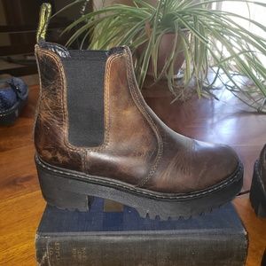 Dr. Martens Rometty Orleans- Women's Leather Boots Size 7